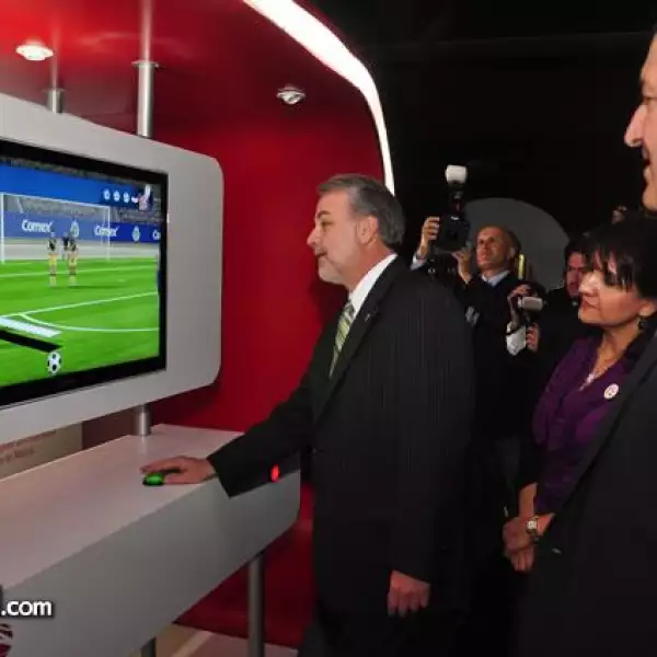 Emilio González,Jorge Vergara