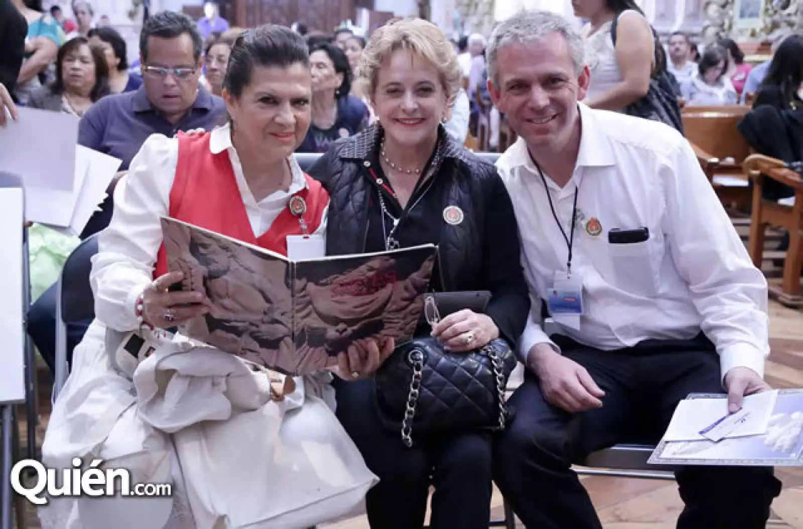 Alma Rosa Gutiérrez,Luz María Gallardo y Alejandro Muñiz
