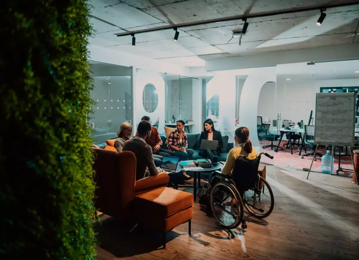 Espacios de trabajo para todos. Cómo el diseño universal transforma las oficinas