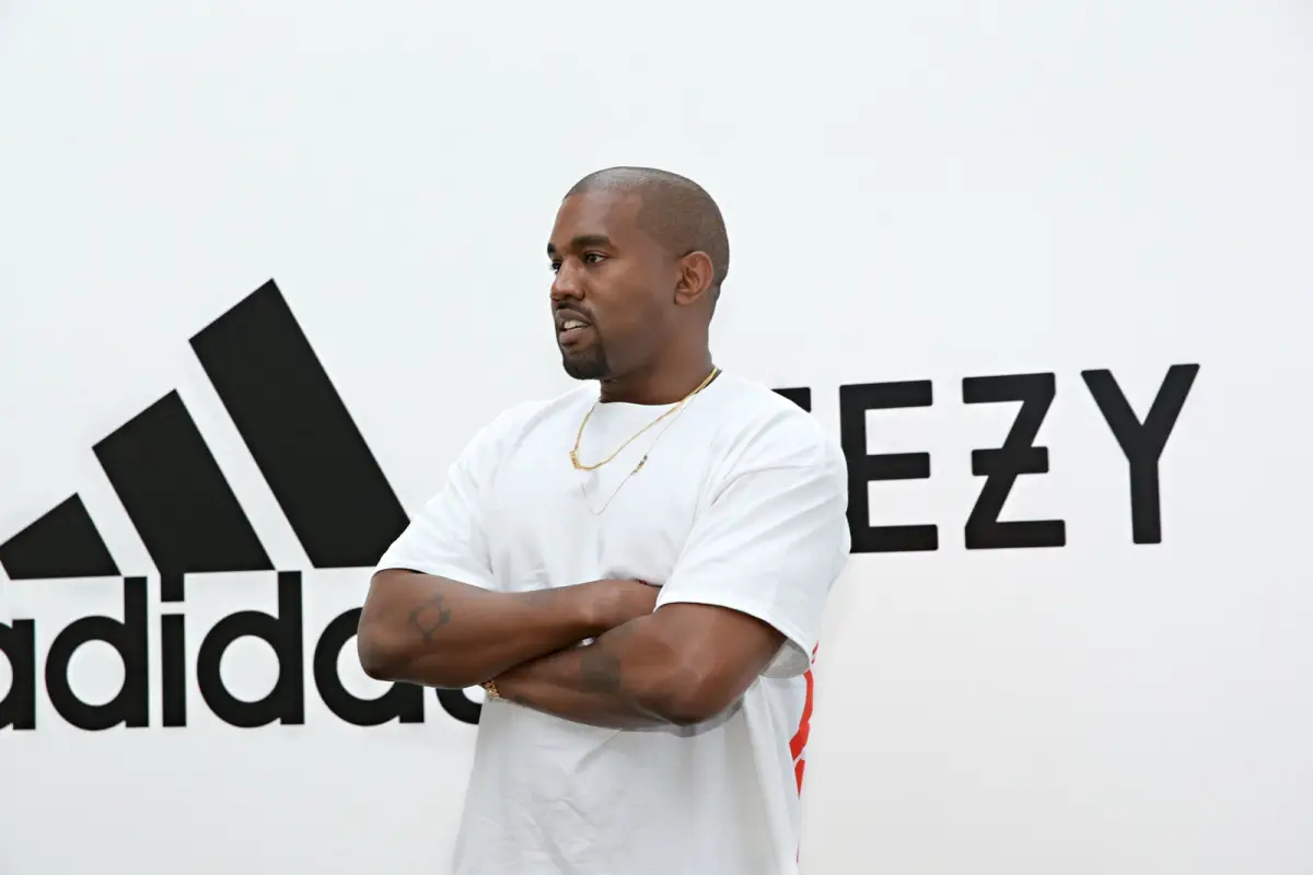 Kanye West durante la alianza Adidas Yeezy