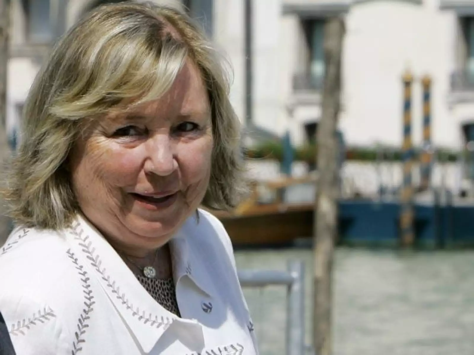 Marie-Yvonne Pinault, madre del novio, tampoco pudo faltar al matrimonio de su hijo.