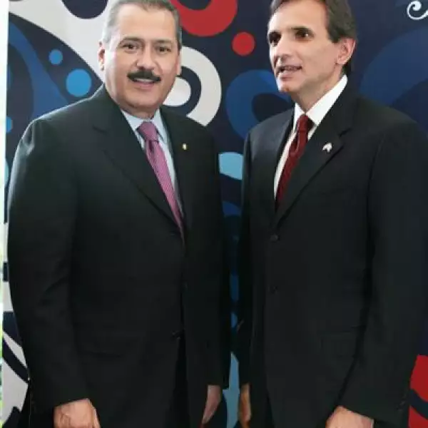 4 de julio en casa del Embajador Carlos Pascual