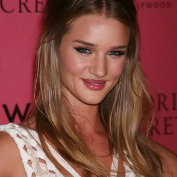 Esta no es la primera vez que la supermodelo se ha asociado con Bay.
