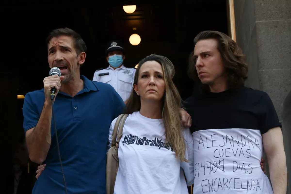alejandra-cuevas-laura-moran