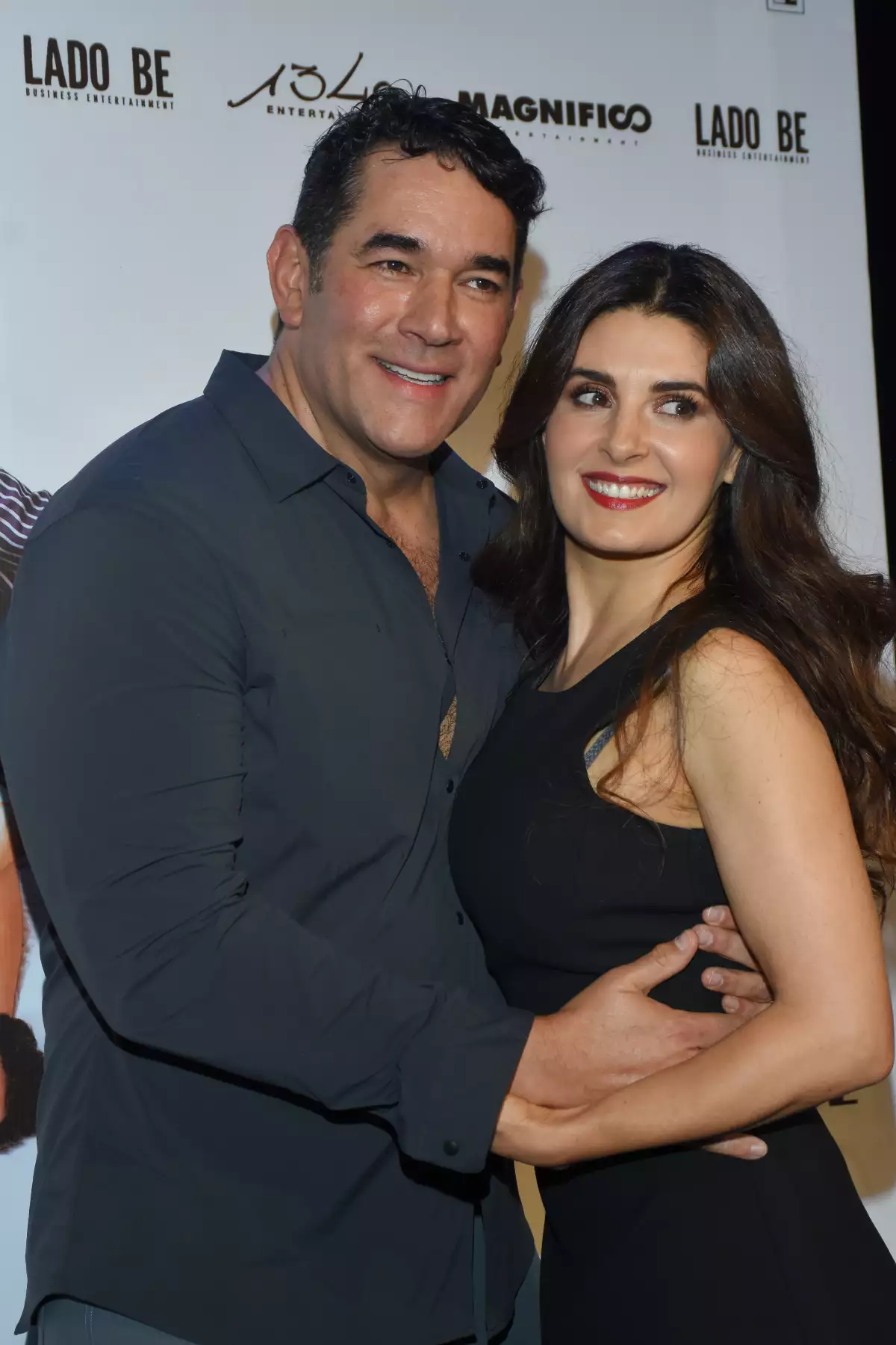 Eduardo Santamarina y Mayrin Villanueva