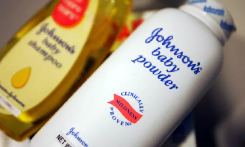 La emrpesa vende diversos productos cosméticos, entre ellos el talco para bebé. (Foto: Getty Images)