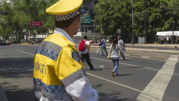 ¿Qué policías te pueden infraccionar en CDMX? Lista de nombres y placas