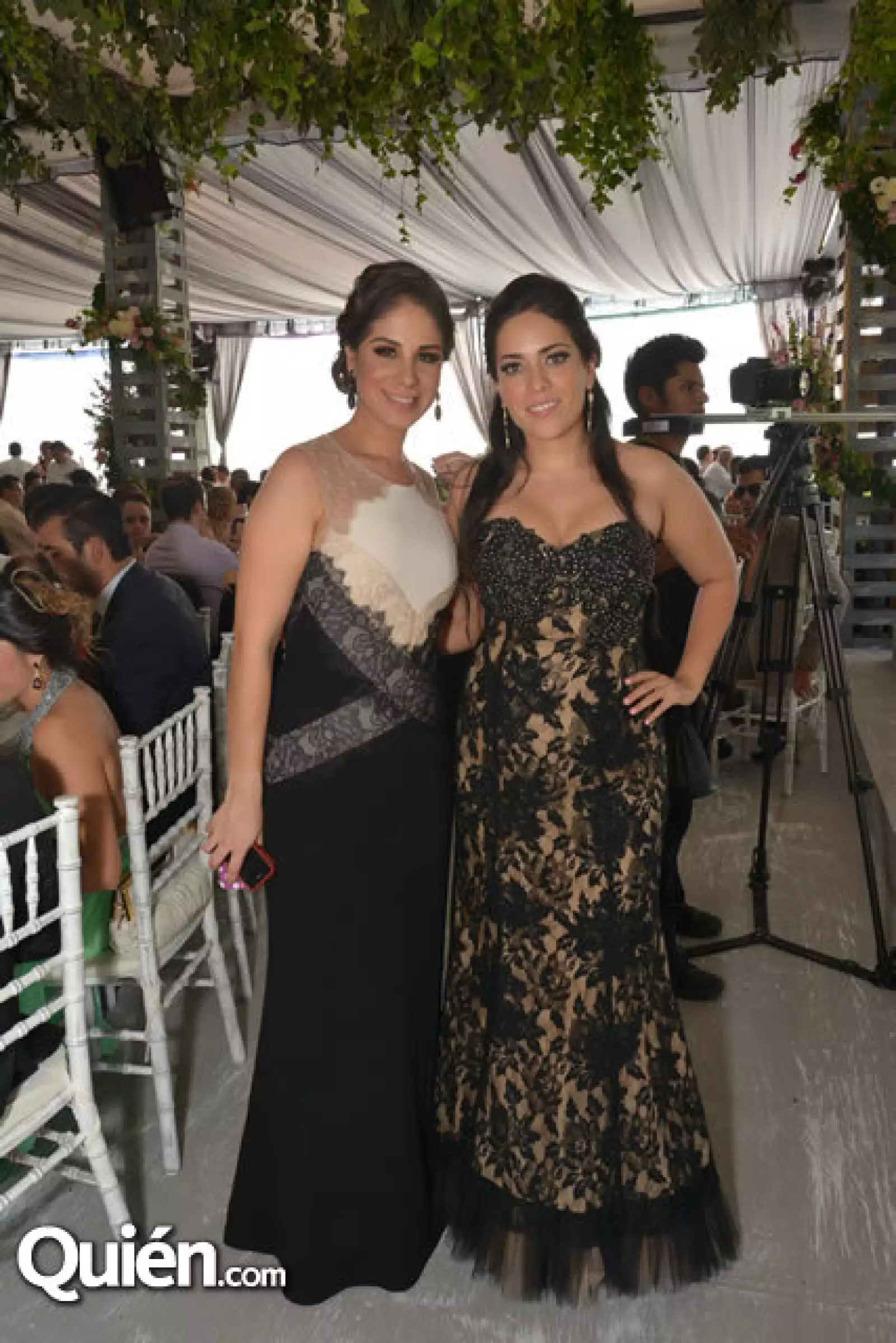 Karla Godoy y Karina Cortéz