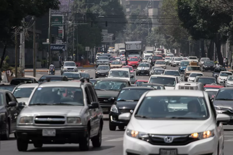 Estudios encontraron que este programa no soluciona el problema medio ambiental a largo plazo, en cambio, incita a una mayor compra de autos.