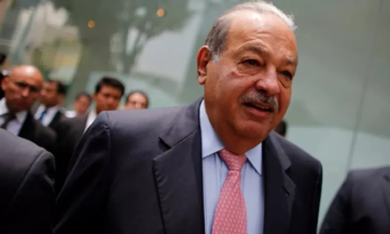 América Móvil tiene 70% del mercado de móviles y más de 60% del de línea fija. (Foto: Reuters)