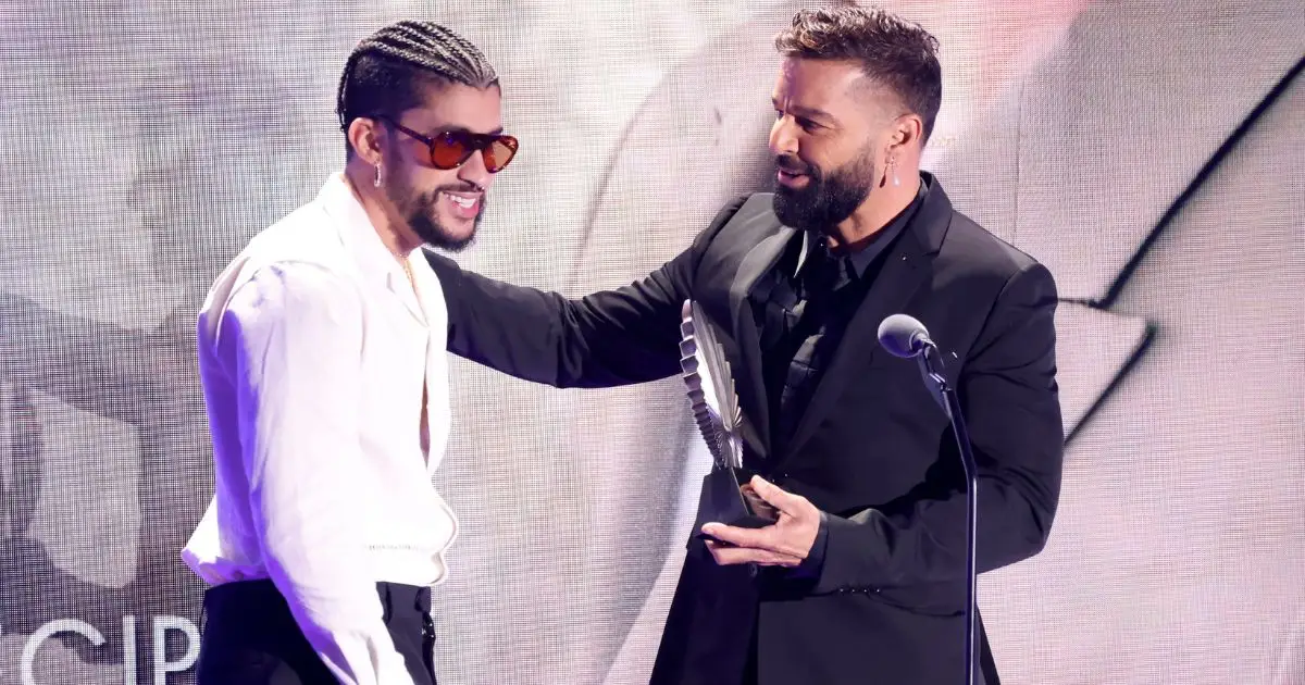 Ricky-Martin-Bad-Bunny-carta