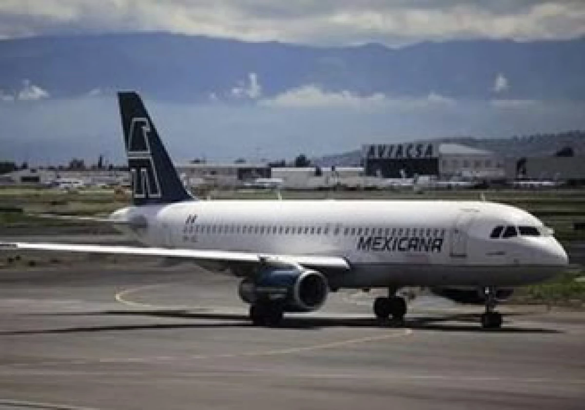 Mexicana debe más de 180 mdp a los 3 grupos aeroportuarios. (Foto: Reuters)