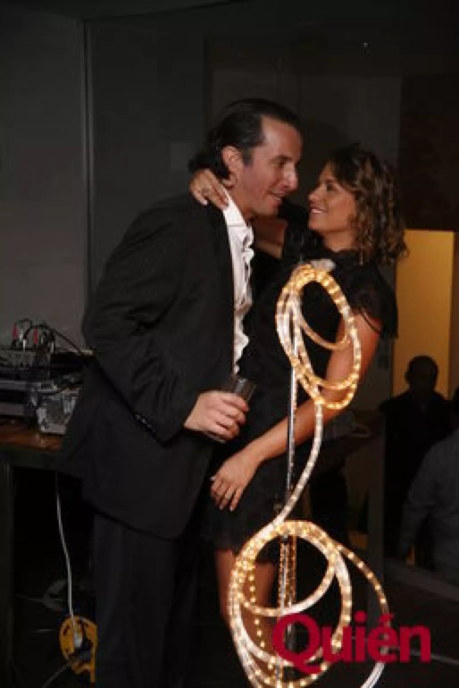 Ludwika Paleta, Plutarco Haza