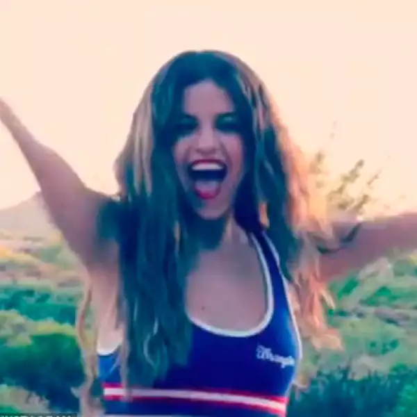 Selena Gomez no fue a la celebración de Taylor, sin embargo, ella supo hacer su propia fiesta en Arizona.
