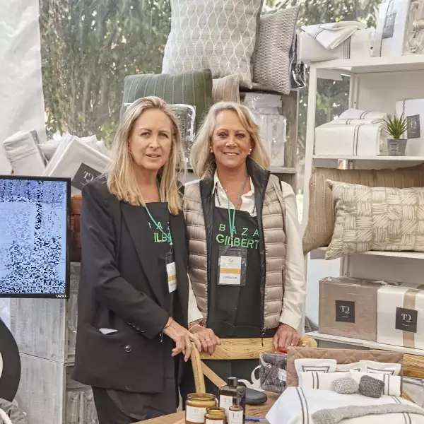 SUSANA MERCADO_YOYA MERCADO.jpg