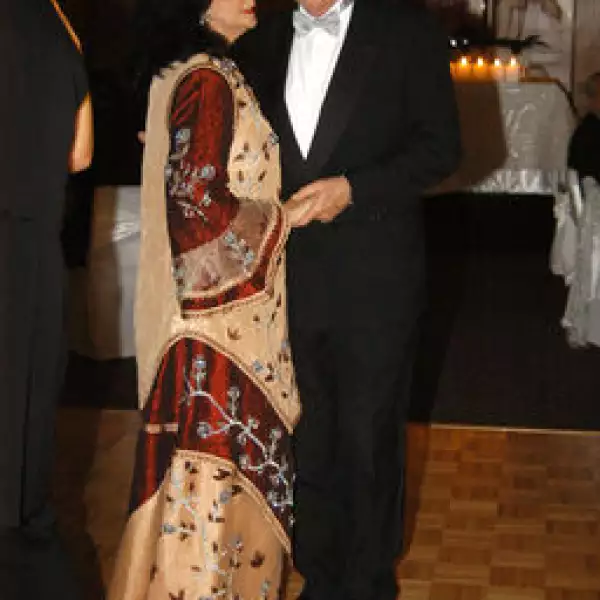 Beatriz Mendivil, Ignacio Holtz