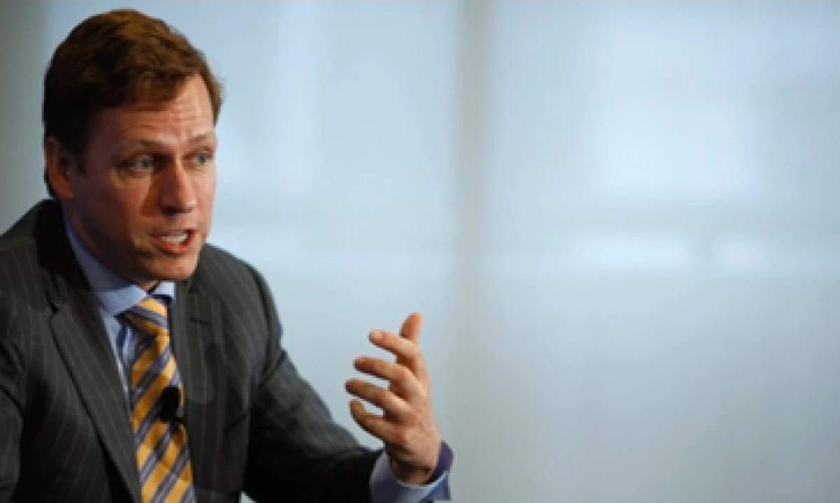 El experto Peter Thiel reprueba que la tecnología no ha cambiado a la economía en general. (Foto: Cortesía CNNMoney)