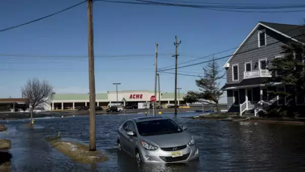 El derretimiento de hielo, como ocurrió en North Wildwood, New Jersey, ha provocado inundaciones que pueden incrementarse en las siguientes horas.