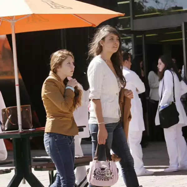 Gaby Galicia,Karla López