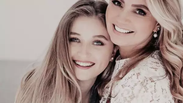 Fernanda Castro y Angélica Rivera