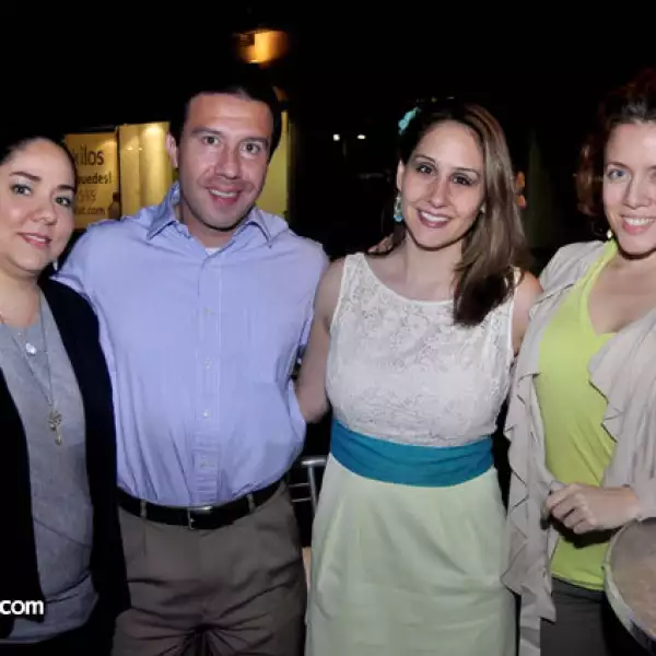María Fernández de González, Alan Barrera, Ana Lorena Díaz de Barrera y Lucía Chávez
