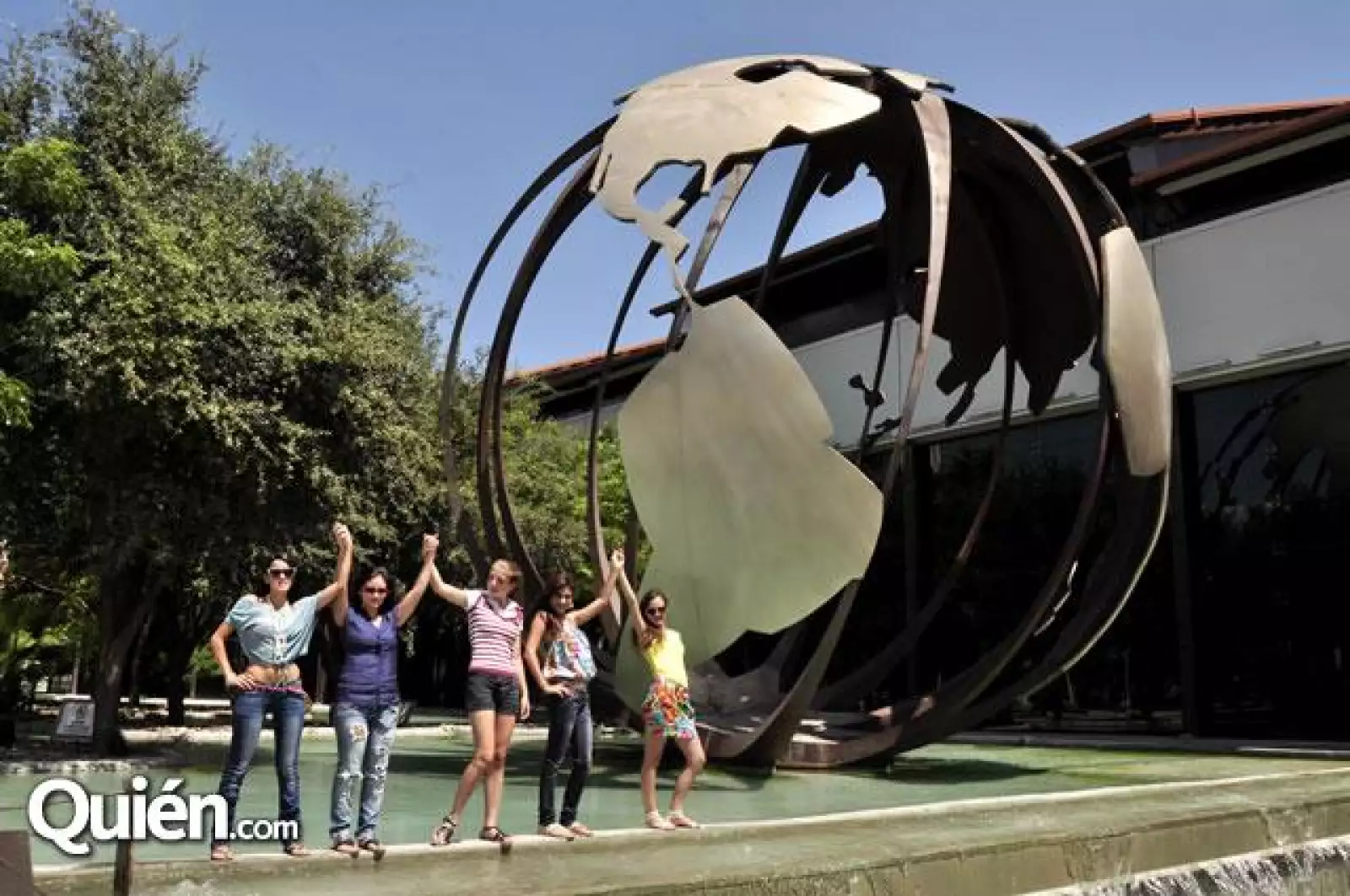 Karla Cárdenas,Katia Garza,Susy Bonada,Karla Cantú y Romi Sama