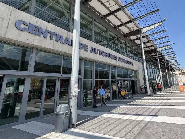 La-fiebre-mundialista-no-alcanza-a-llegar-a-las-centrales-de-autobuses