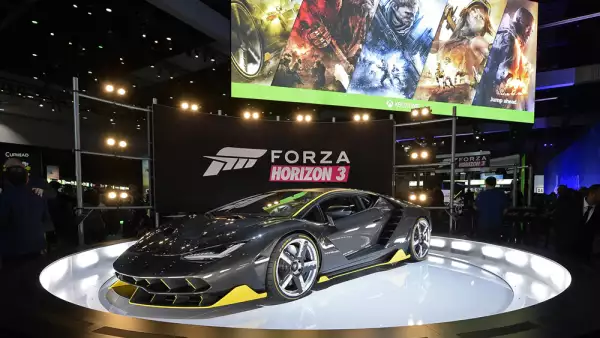 E3