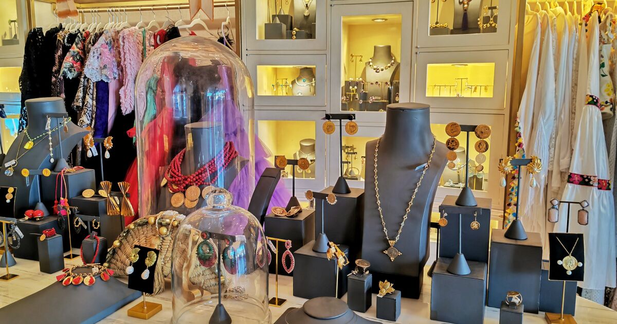 Meksika gümüşünü uluslararası pazarlara getiren kuyumcu