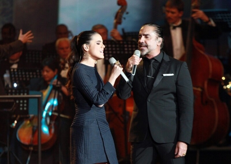 Alejandro y su hija Camila en el especial Grandes Temas de Telenovela.