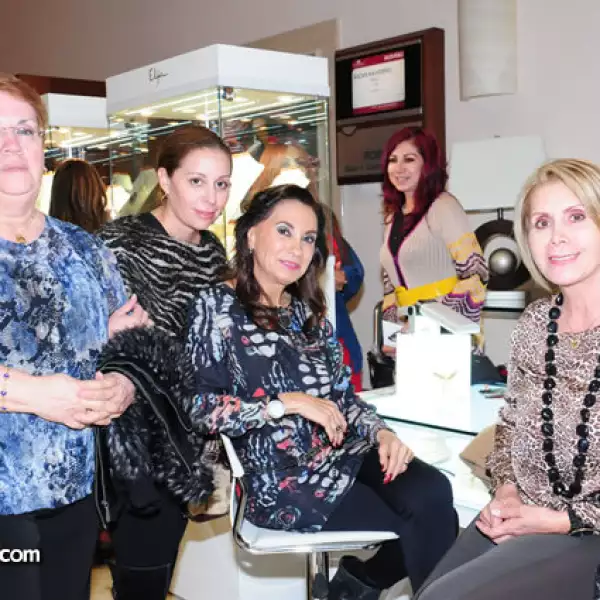 Carmen González,Ceci López Nuño,Luz Elena Villa,Ceci de López Nuño