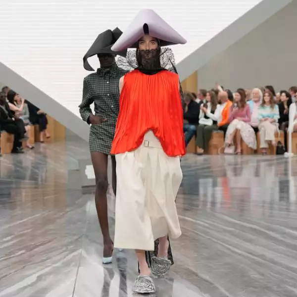 debut Jonathan Anderson