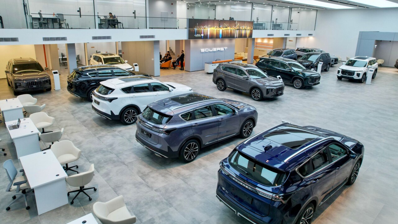 Aranceles elevarán costos de autos chinos; empresas buscan amortiguar impacto