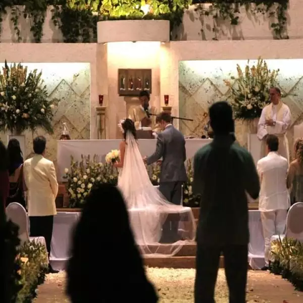 Boda de Alexander Acha y Christiane Burillo.