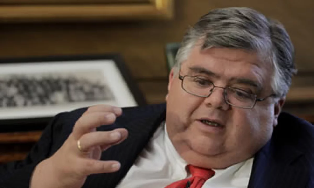 Agustín Carstens reconoció a Hacienda por lograr un presupuesto con equilibrio fiscal. (Foto: AP)