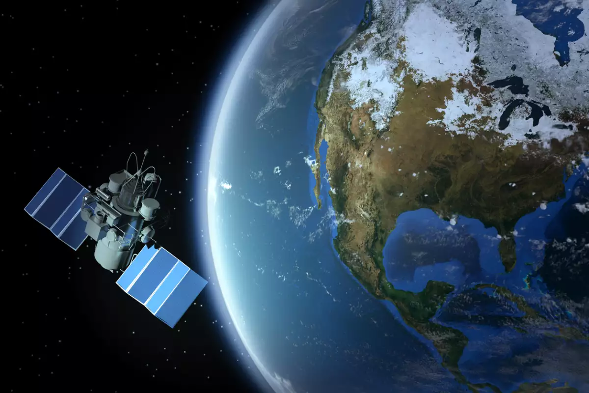 Satélites
