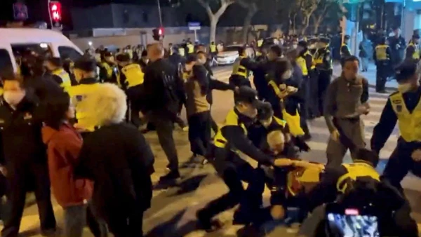 Protest against COVID-19 curbs in Shanghai