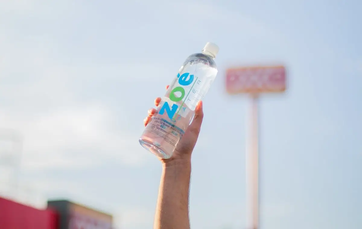 Zoé water.