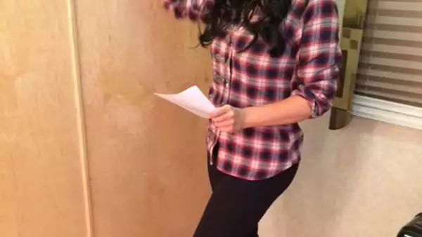 Tras anunciar su participación en la serie, la cantante norteamericana cambia su característico pelo güero para dar vida al personaje de Jade St. John.