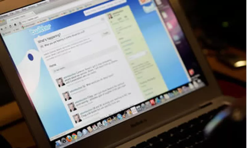 Periodistas, líderes de opinión, empresarios y políticos, cada vez más ven en Twitter una oportunidad para lograr un impacto en la sociedad, según un informe de la revista Life & Style. (Foto: AP)