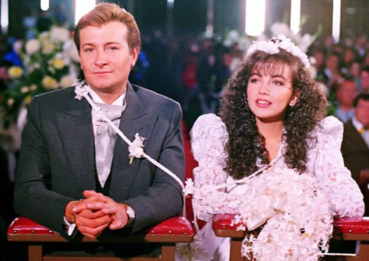 Peniche revela desagradable anécdota que vivió en escena de beso con Thalía