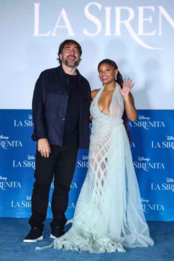 Javier Bardem y Halle Bailey en la Ciudad de México.