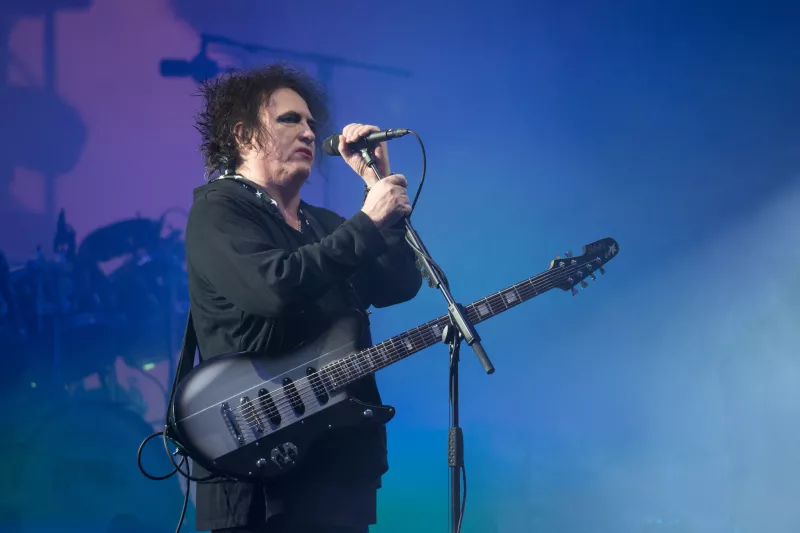 The Cure regresa con nuevo álbum tras 16 años
