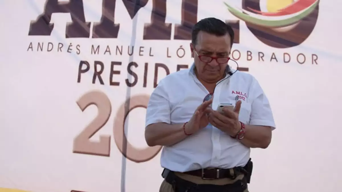 Nicolas Mollinedo AMLO