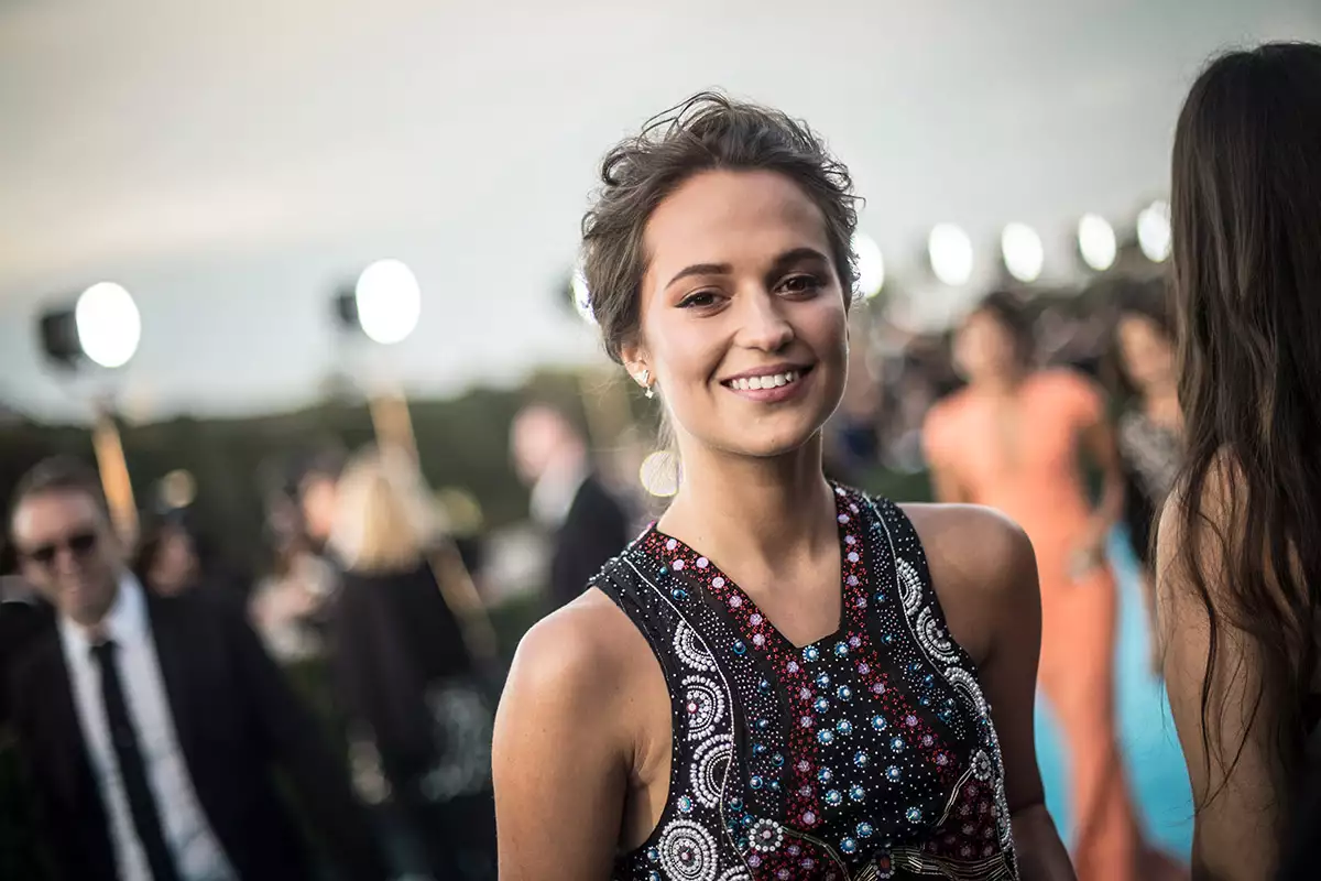 Alicia Vikander