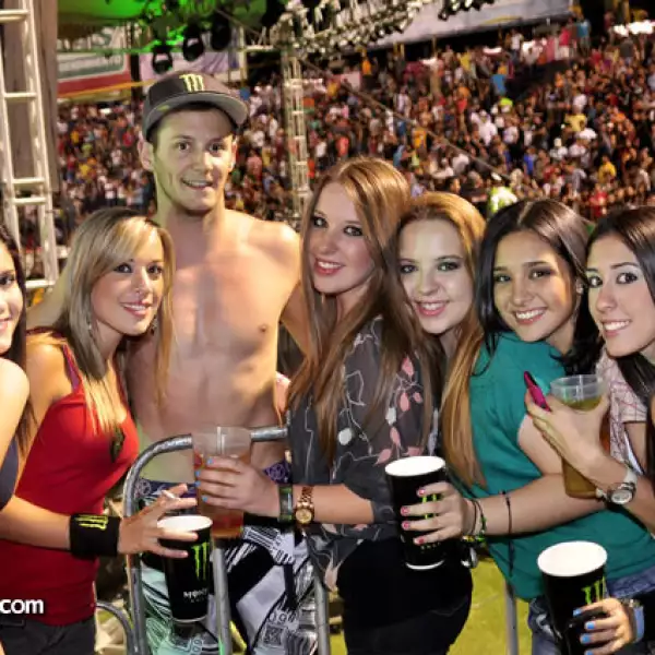 Melissa Parra, Arhely García, Diana Gracía, Remi Bizouard, Ana Gabriela Lobo, Fabiola Morín e Ilse Lozano