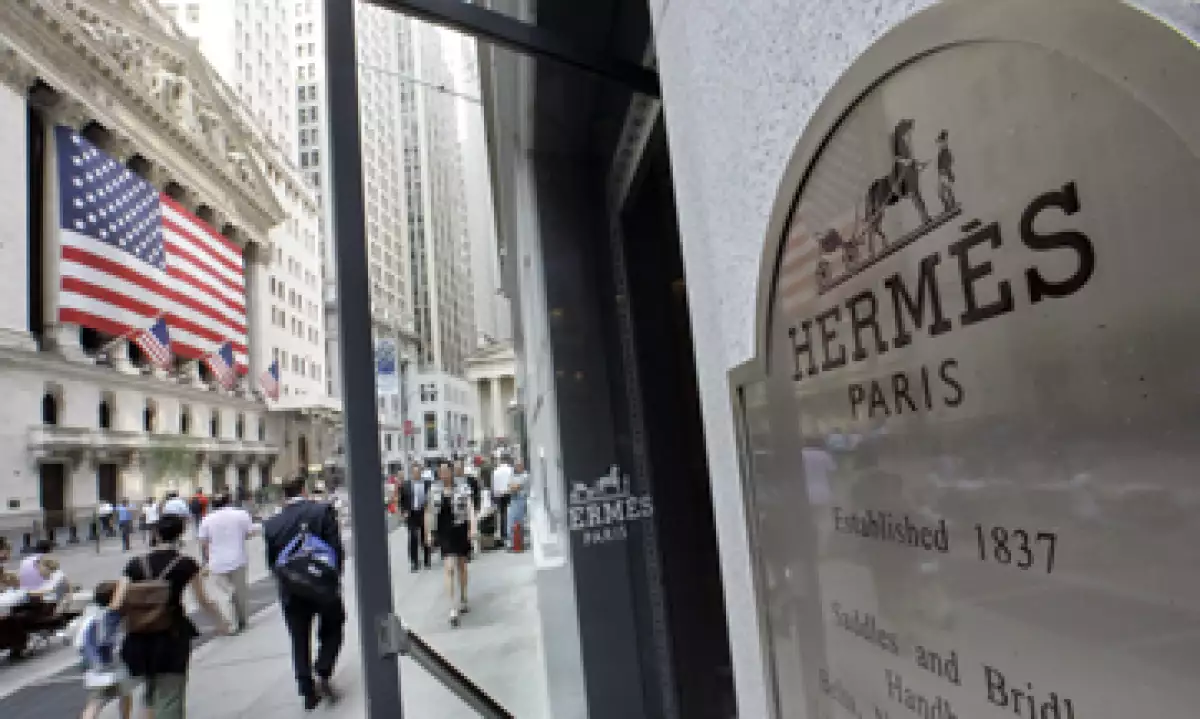 Hermès no acepta ninguna arruga en la piel o desfase milimétrico en un estampado. (Foto: AP)