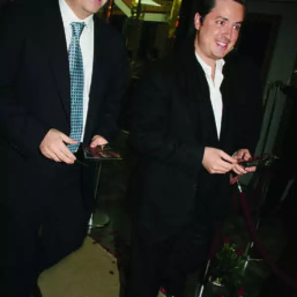 Carlos Autrey, Ricardo Barroso