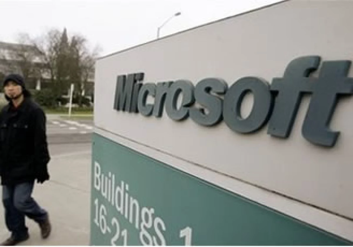 Microsoft ha estado buscando fórmulas para desafiar al líder del mercado, Google. (Foto: AP)