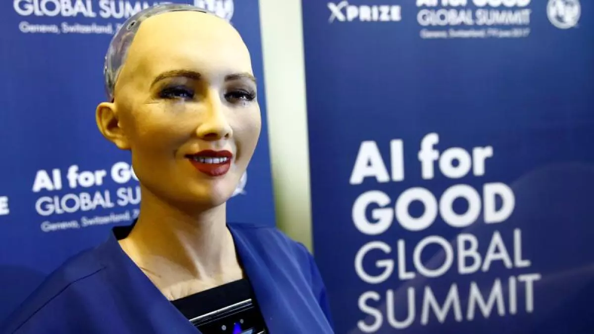 La robot que da conferencias